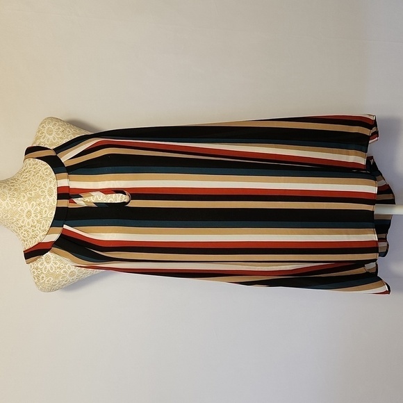 Torrid Georgette Goddess Multi-Stripe Keyhole Cut-out High-Low Sleeveles… - Picture 2 of 12